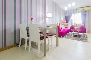 Appartement familial | 3 chambres, rideaux d’obscurcissement, fer et planche à repasser