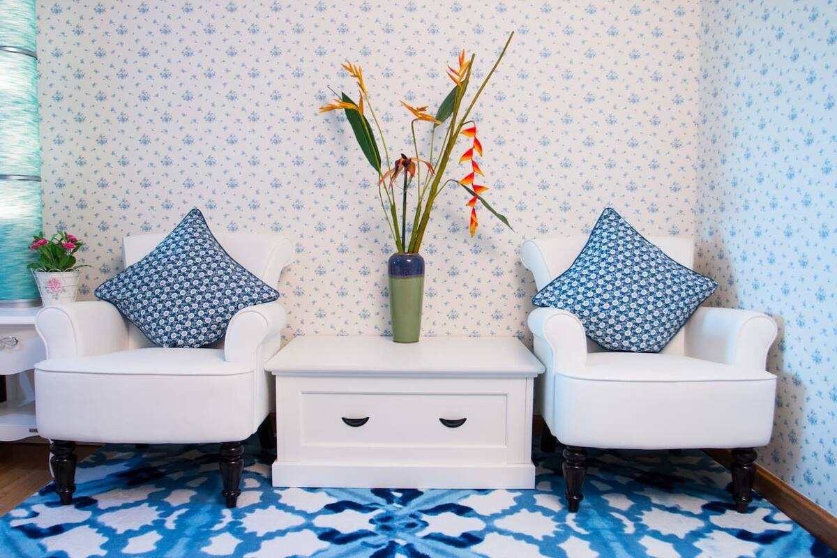 Superior Studio | 3 bedrooms, blackout curtains, iron/ironing board, rollaway beds