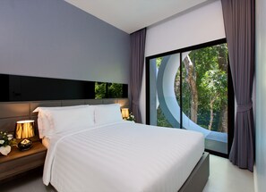 Tropical Suite | Premium bedding, pillowtop beds, minibar, in-room safe - Utopia Naiharn (Rawai)