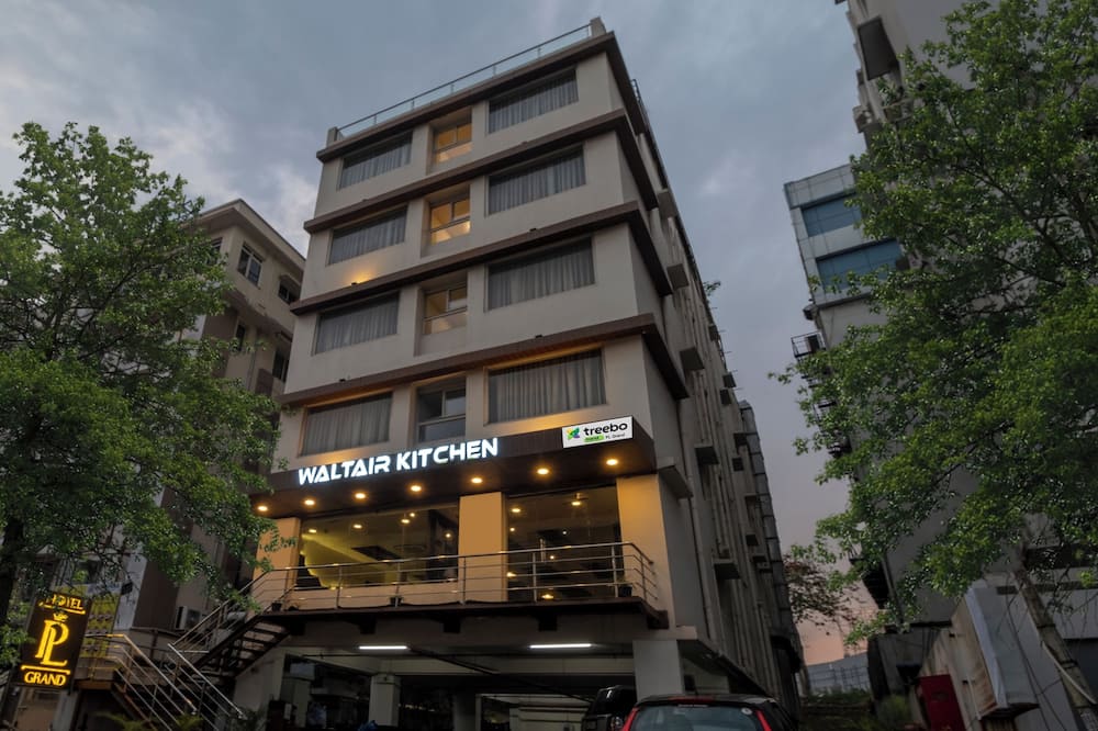Treebo PL Grand, Vishakapatnam