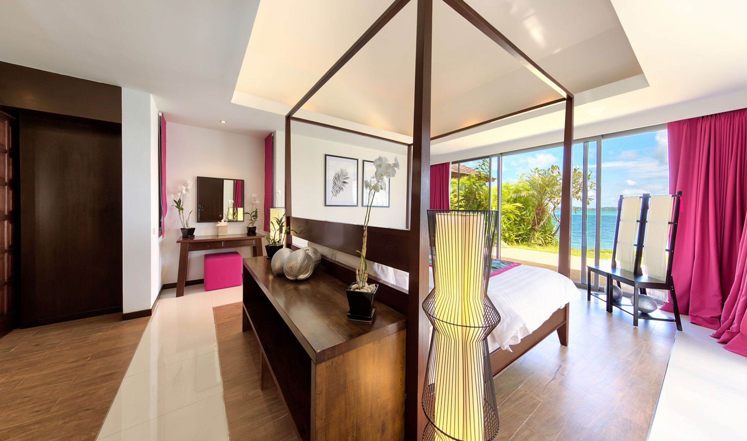 Vila (4 Bedrooms) | 4 quartos, cofres nos quartos, escrivaninha, cortinas blackout