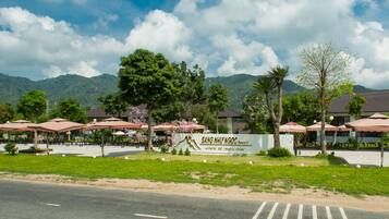 Bagian depan properti