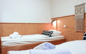 3 habitaciones, cuna de viaje y wifi gratis 