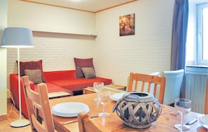 TV, DVD player, ping pong - Amazing apartment in Simpelveld (Simpelveld)