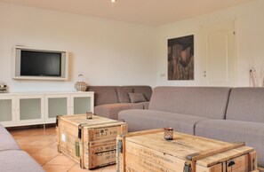 TV, DVD player - Lovely apartment in Simpelveld (Simpelveld)