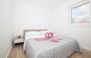 2 bedrooms, free WiFi, bed sheets