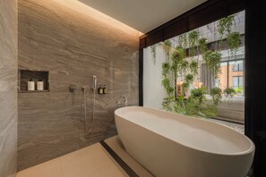 Junior Suite, 1 King Bed, Balcony, Pool View | Bathroom | Hydromassage showerhead, free toiletries, hair dryer, bathrobes - Craftsman Bangkok (Bangkok)