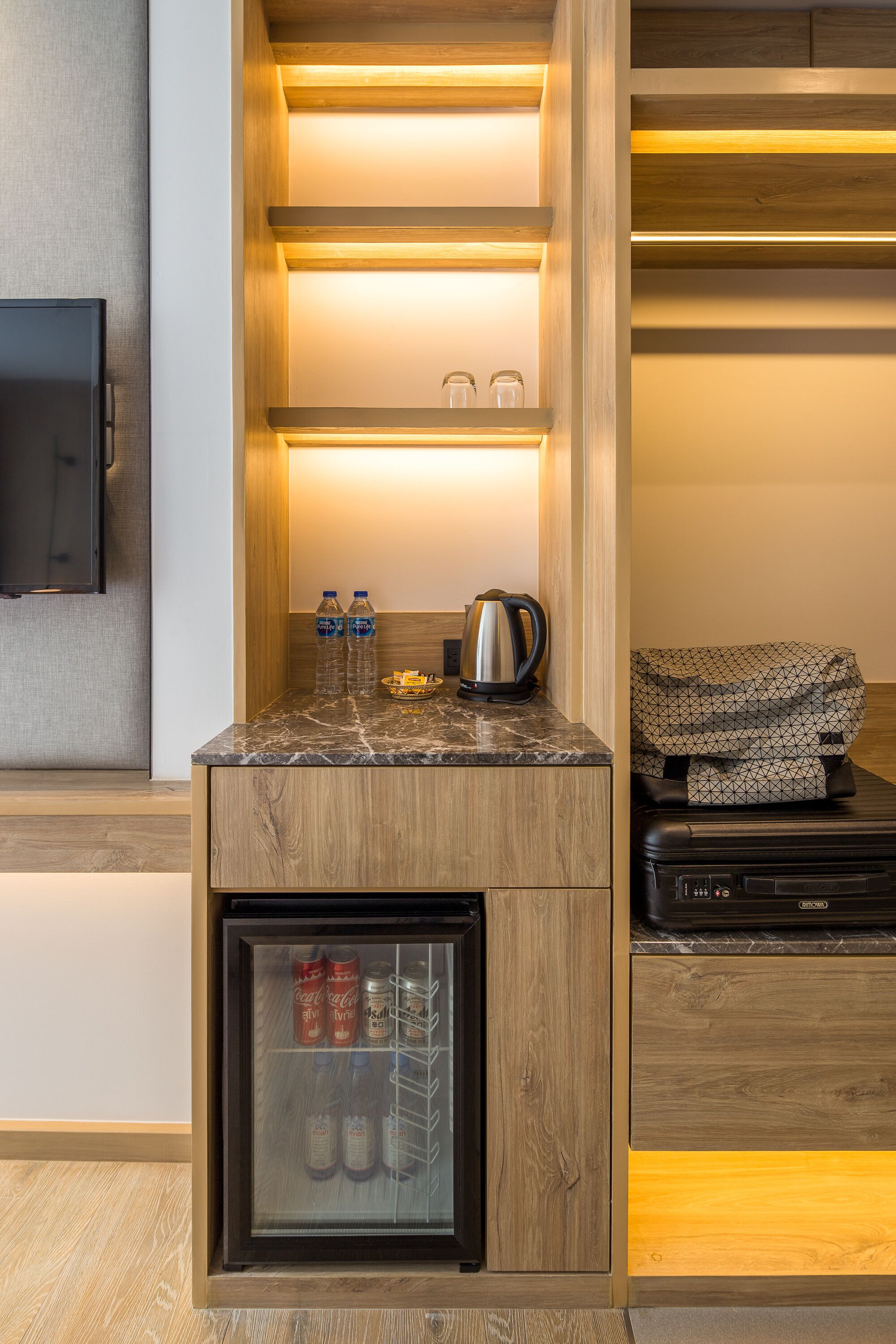 superior room, 1 king bed, pool view | 1 bedroom, minibar, in-room safe, laptop workspace