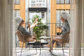 Junior Suite, 1 King Bed, Balcony, Pool View | Terrace/patio - Craftsman Bangkok (Bangkok)