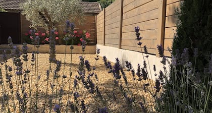Im Herzen der Innenstadt von St Rémy de Provence erwartet Sie das Mas D'Oscar!