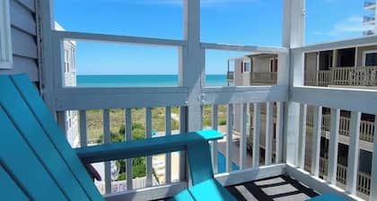 OceanThyme @ Windsong, Ocean Front Newly Remodeled and Decorated