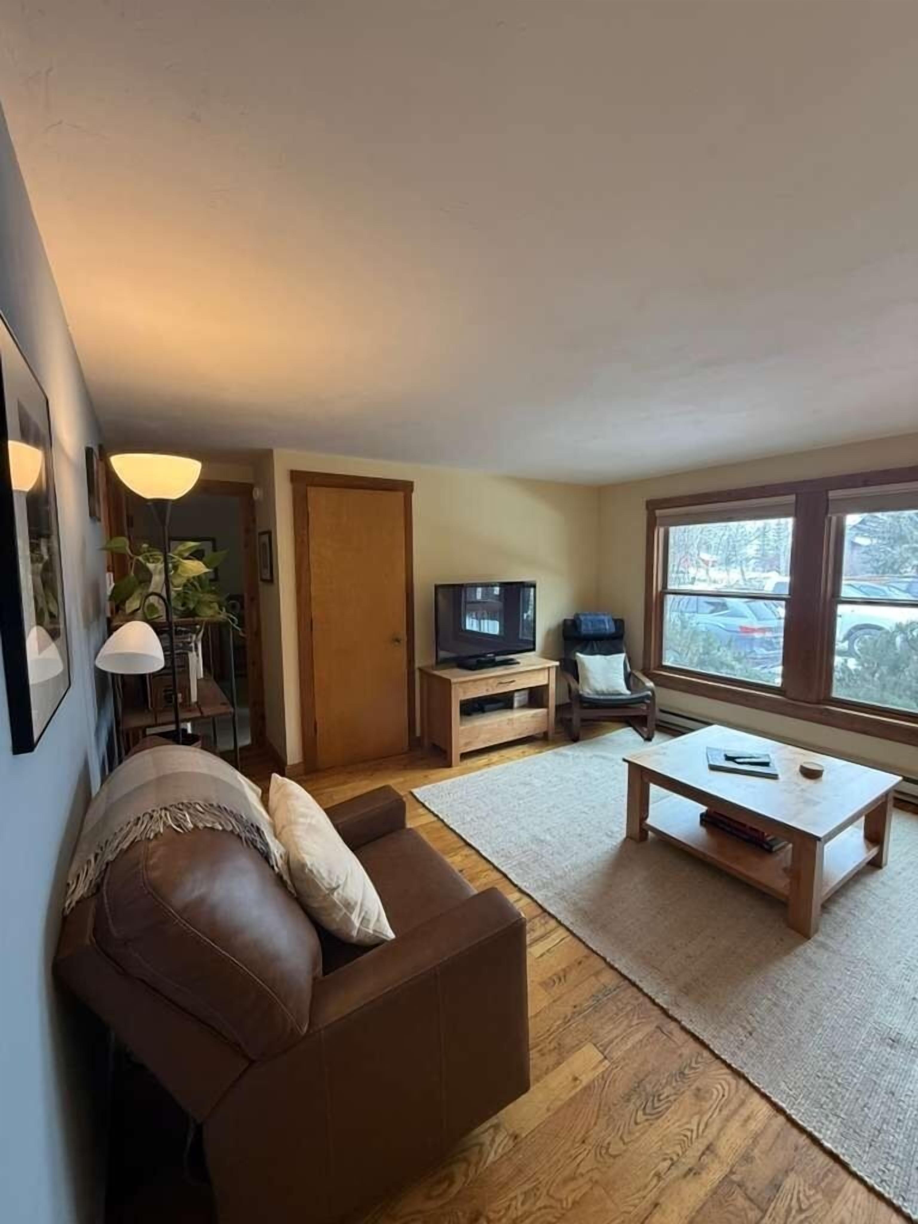 Smart TV, DVD player, books, music library