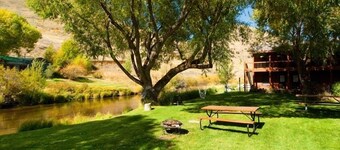 Hermoso condominio Creekside en el pintoresco centro de Jackson Hole!