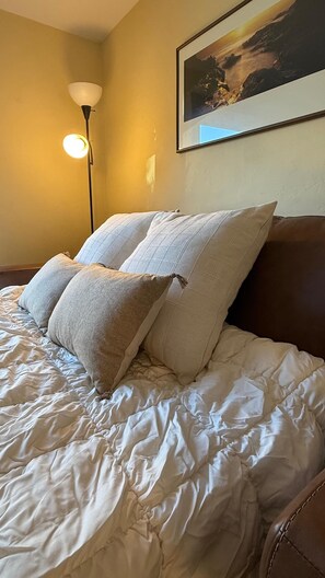 3 chambres, fer et planche à repasser, Wi-Fi gratuit, draps fournis