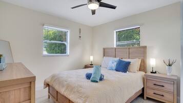 2 slaapkamers, een strijkplank/strijkijzer, wifi, beddengoed