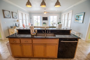 Interior - Outdoor Oasis, Family-Friendly, Dogs Ok! Private Pool & more! (St. George Island)