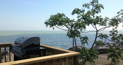 Viehättävä mökki Lake Erie (lähellä Port Clinton) Ilmainen WiFi, Lakefront, Rannat