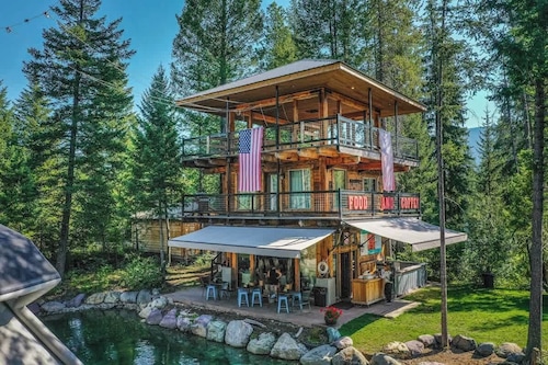 Lookout Tower: Sleeps 4- Water Views- Near Glacier