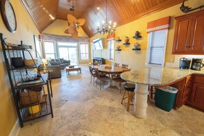 Interior - Pet Friendly, 3BR/3BA, Easy Walking Distance to Shops (St. George Island)