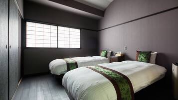 WEST Deluxe Suite | 2 bedrooms, desk, free WiFi, bed sheets