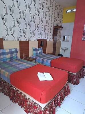 Bureau, Wi-Fi gratuit, draps fournis