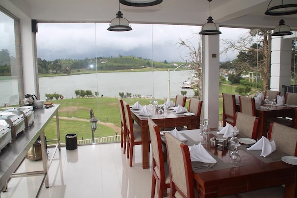 Restaurant - Royal Lake Hotel (Nuwara Eliya)