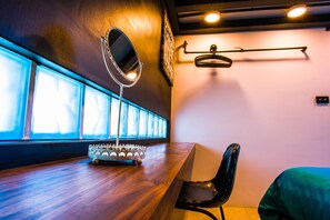 Gallery Room, Balcony | Desk, blackout drapes, soundproofing, free WiFi - Pathway B&B (Magong)