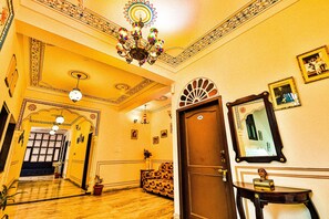 TV - Harsoli Haveli by Rivaa- A Heritage Boutique Hotel (Jaipur)