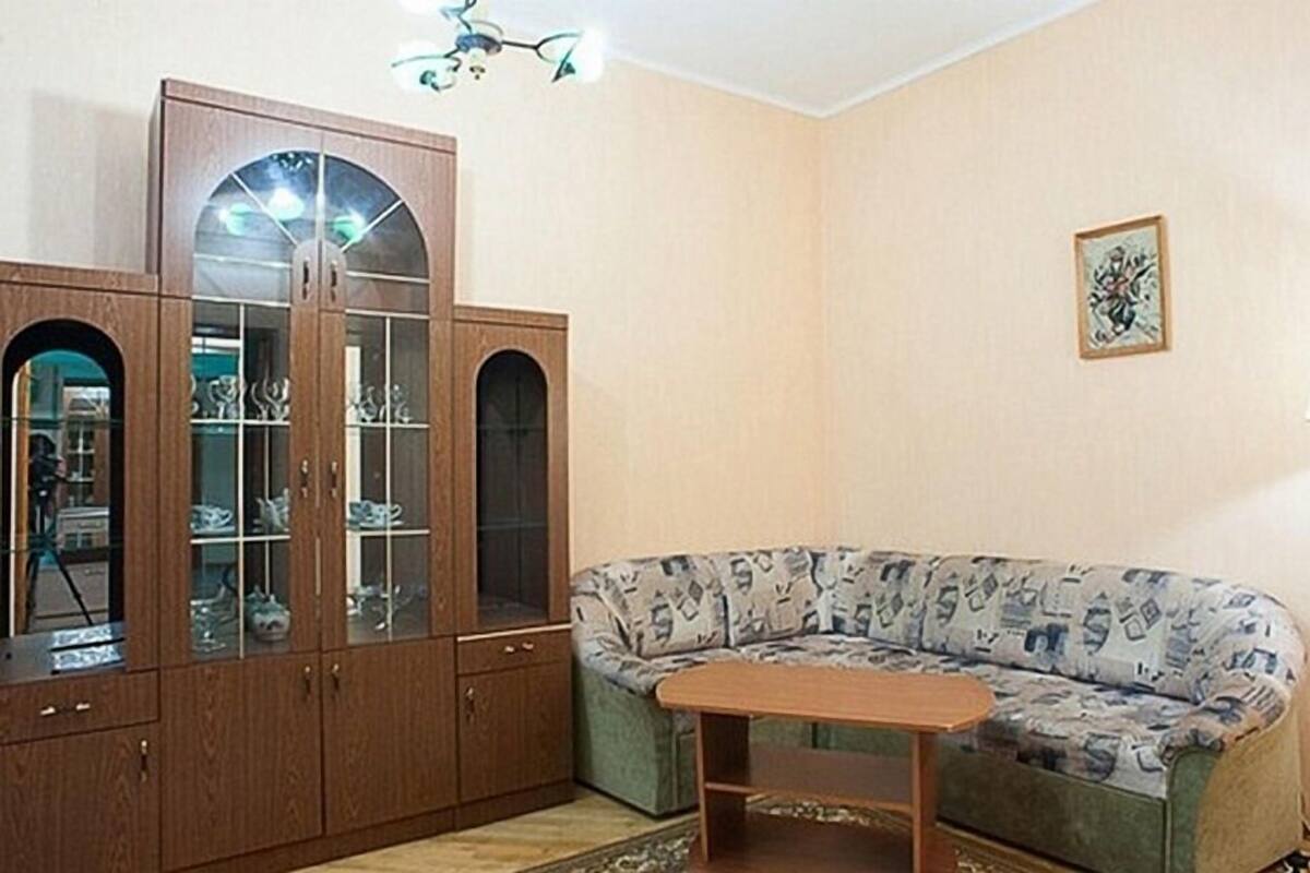 Habitación familiar, 1 habitación | Escritorio y tabla de planchar con plancha