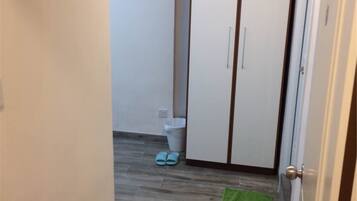 Double Room, 1 Double Bed | Iron/ironing board, free WiFi, bed sheets