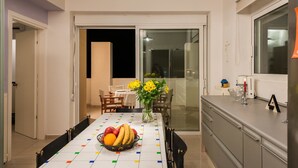 Villa, 2 soverom, privat basseng | Spiseområde på rommet