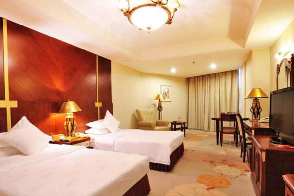 Minibar, két bảo mật tại phòng, bàn, màn/rèm cản sáng 