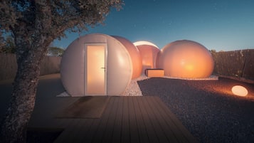 Suite Deluxe - Luna privada con vistas panorámicas al cielo y jacuzzi | Minibar, wifi gratis, ropa de cama