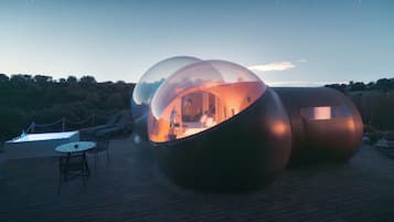 Suite Superior Premium - Luna privada con vistas panorámicas al cielo y jacuzzi | Minibar, wi-fi (inkludert) og sengetøy