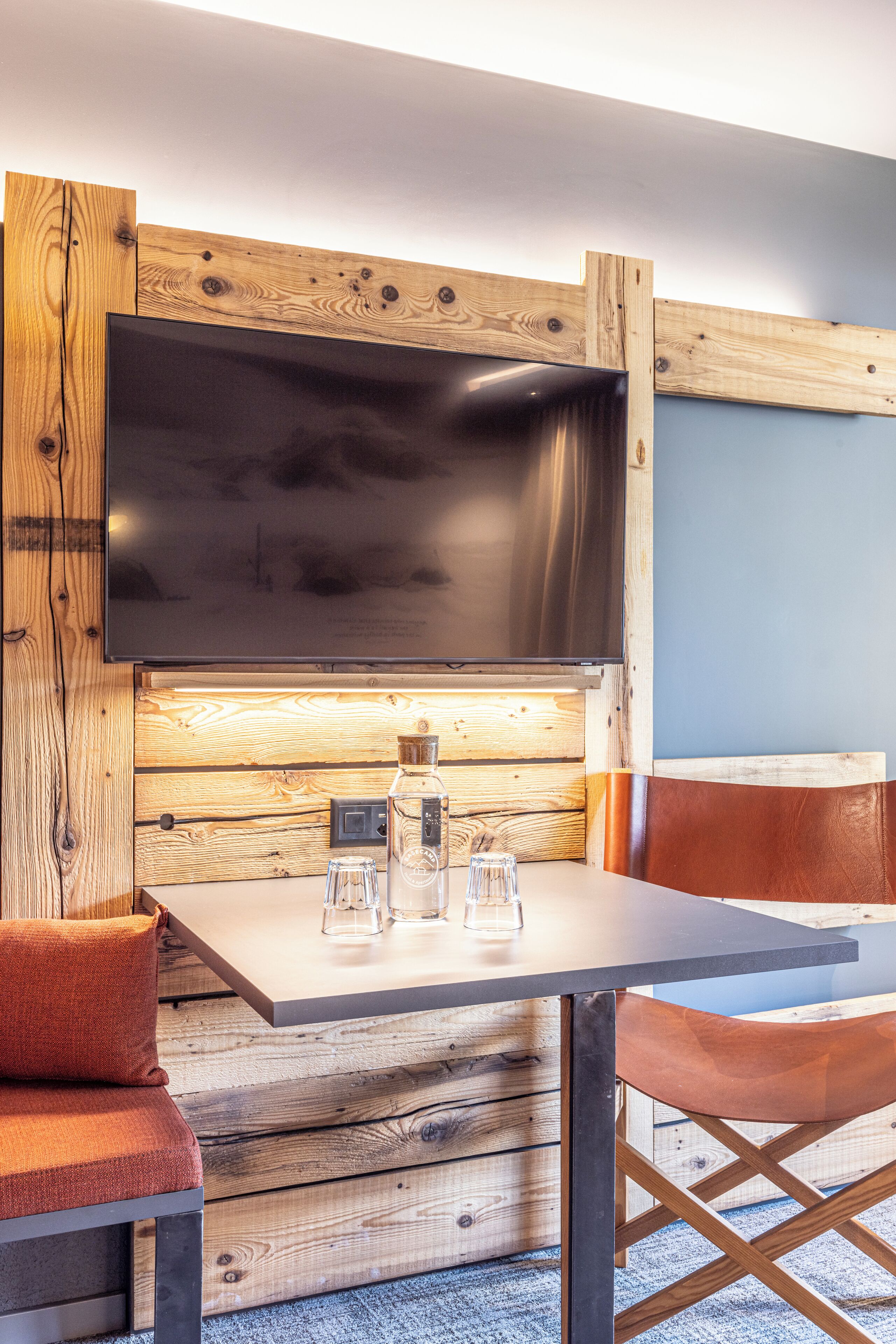 standard quadruple room | 1 bedroom, in-room safe, desk, cots/infant beds