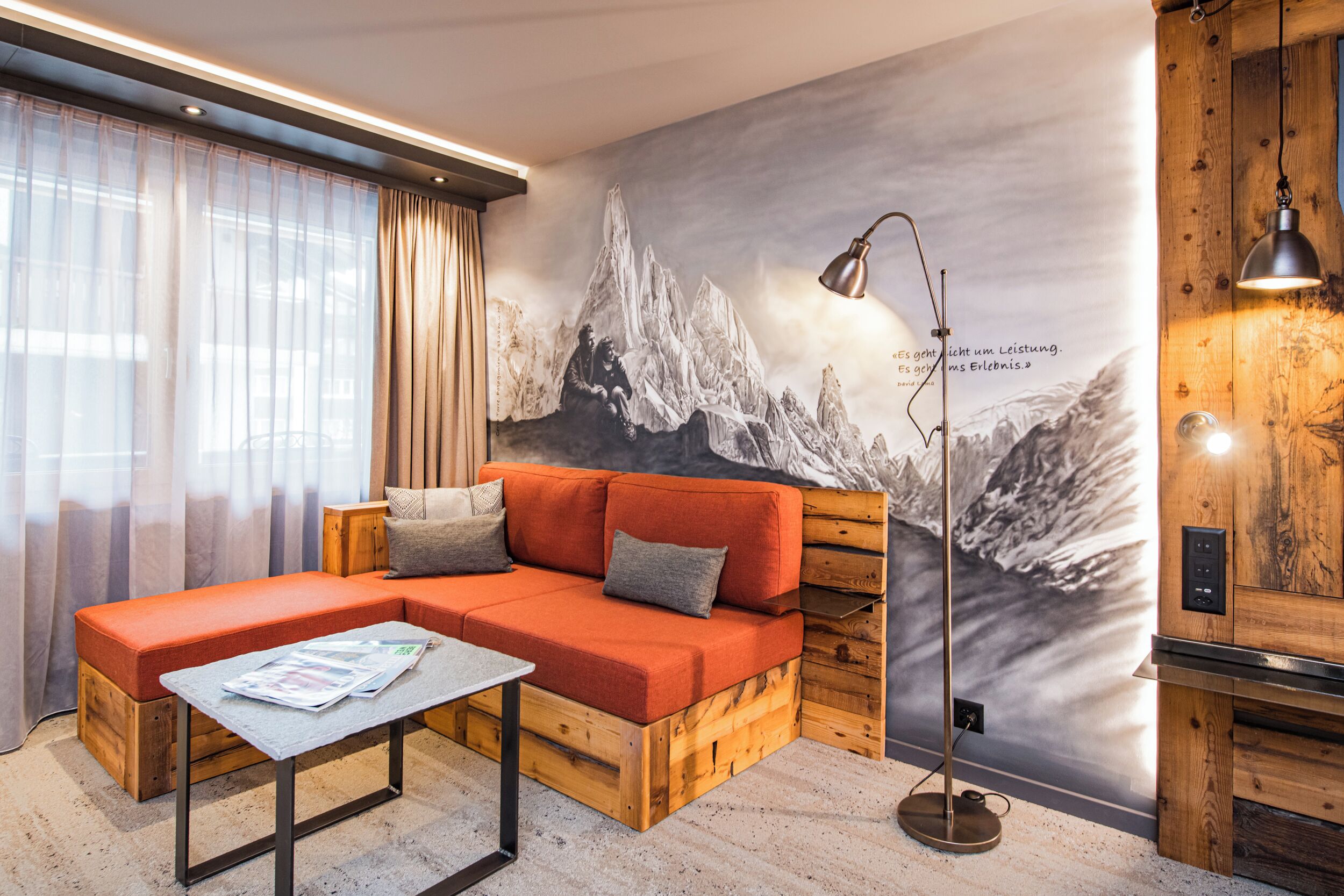Photo - BaseCamp Hotel