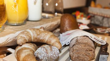 Desayuno buffet incluido todos los días