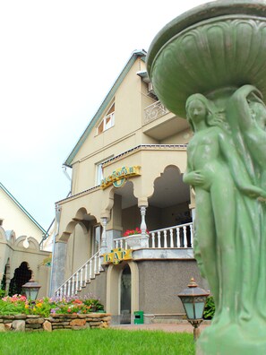 Tempat pernikahan outdoor