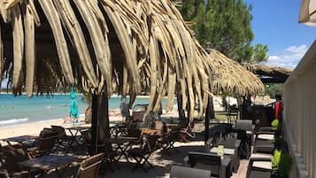 Bar ved poolen