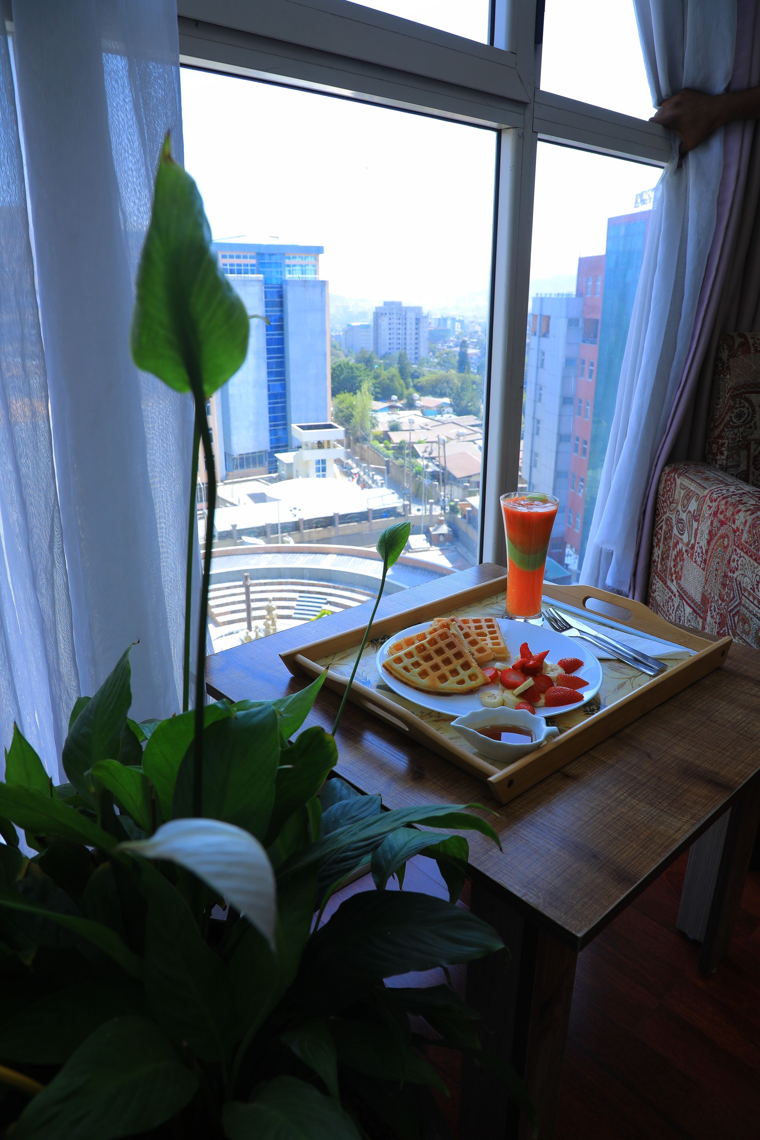 Free daily continental breakfast