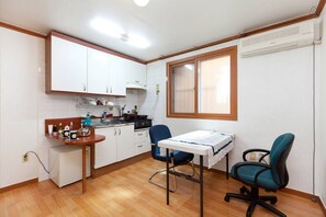 Habitación (1) | Tabla de planchar con plancha y wifi gratis