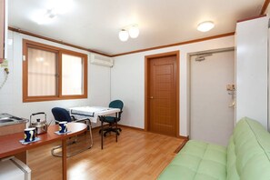 Habitación (1) | Tabla de planchar con plancha y wifi gratis