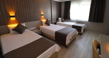 Artan Hotel