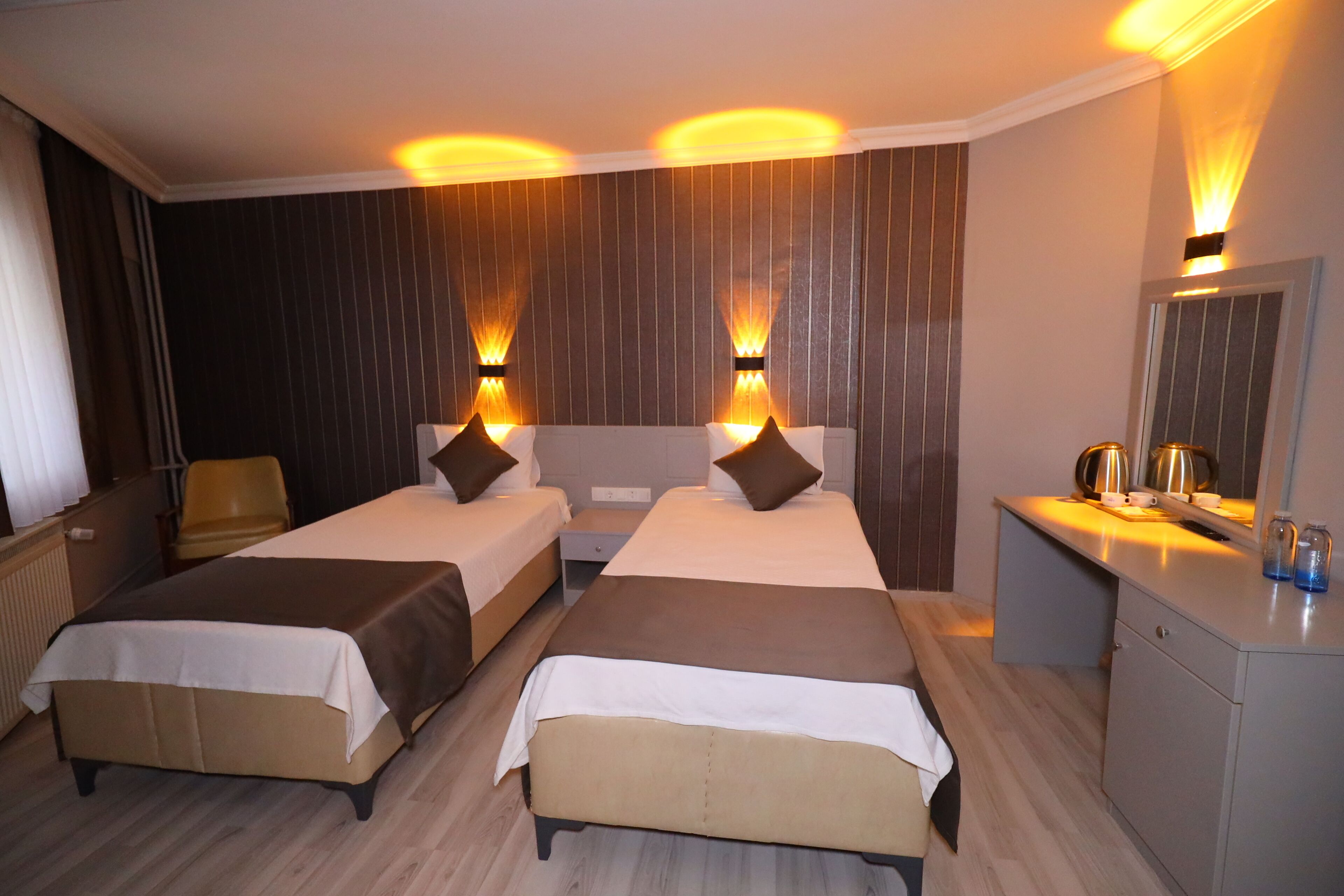 標準客房 | 高級寢具、客房內保險箱、筆電工作空間、隔音