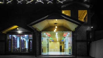 Mặt tiền nơi lưu trú