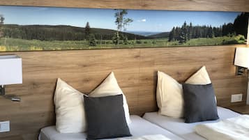 Standard Double Room | 1 bedroom, hypo-allergenic bedding, desk, blackout drapes