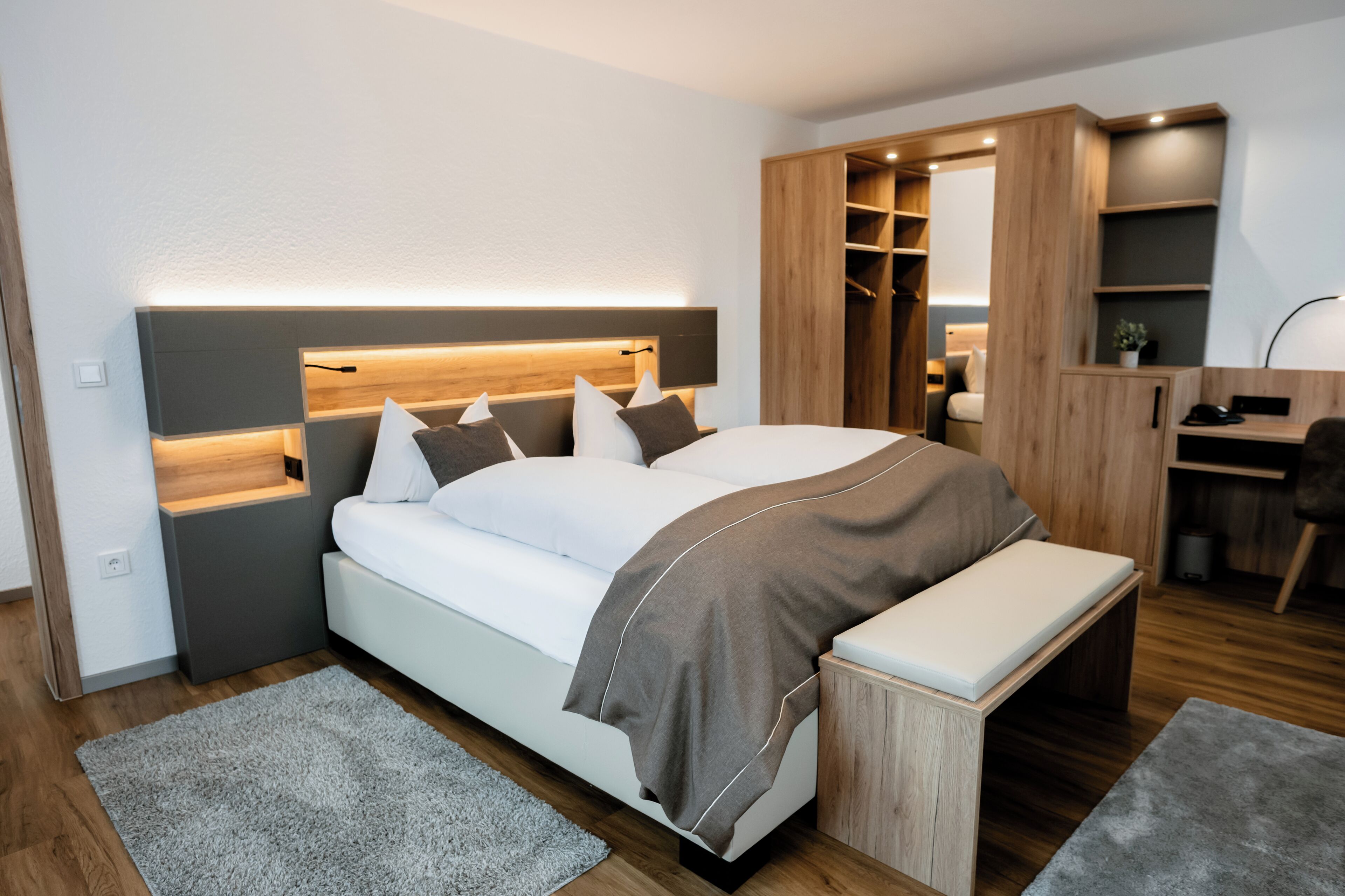 デラックス ダブルルーム | リビング エリア | プラズマテレビ