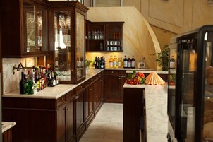 Bar (en la propiedad)