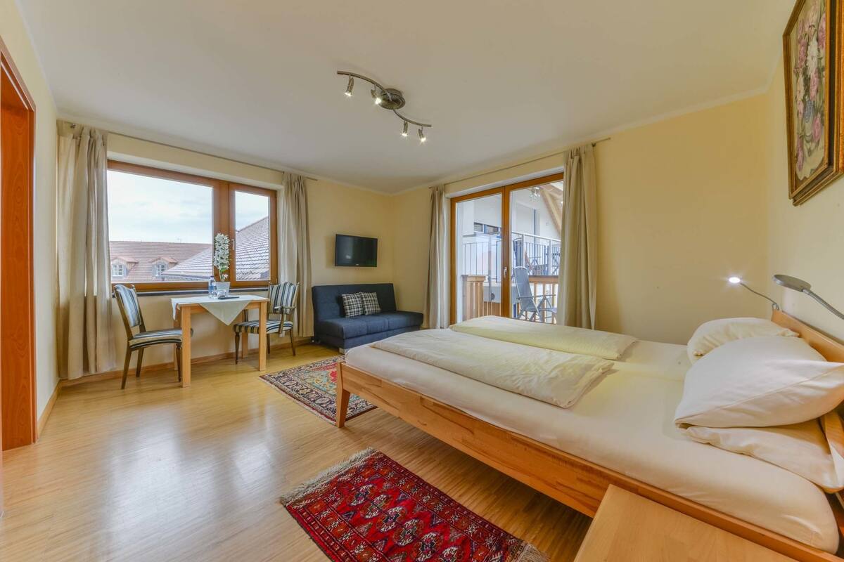 Doppel- oder Zweibettzimmer, Balkon