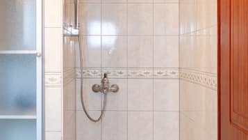 Villa, 4 Bedrooms, Pool Access | Bathroom shower